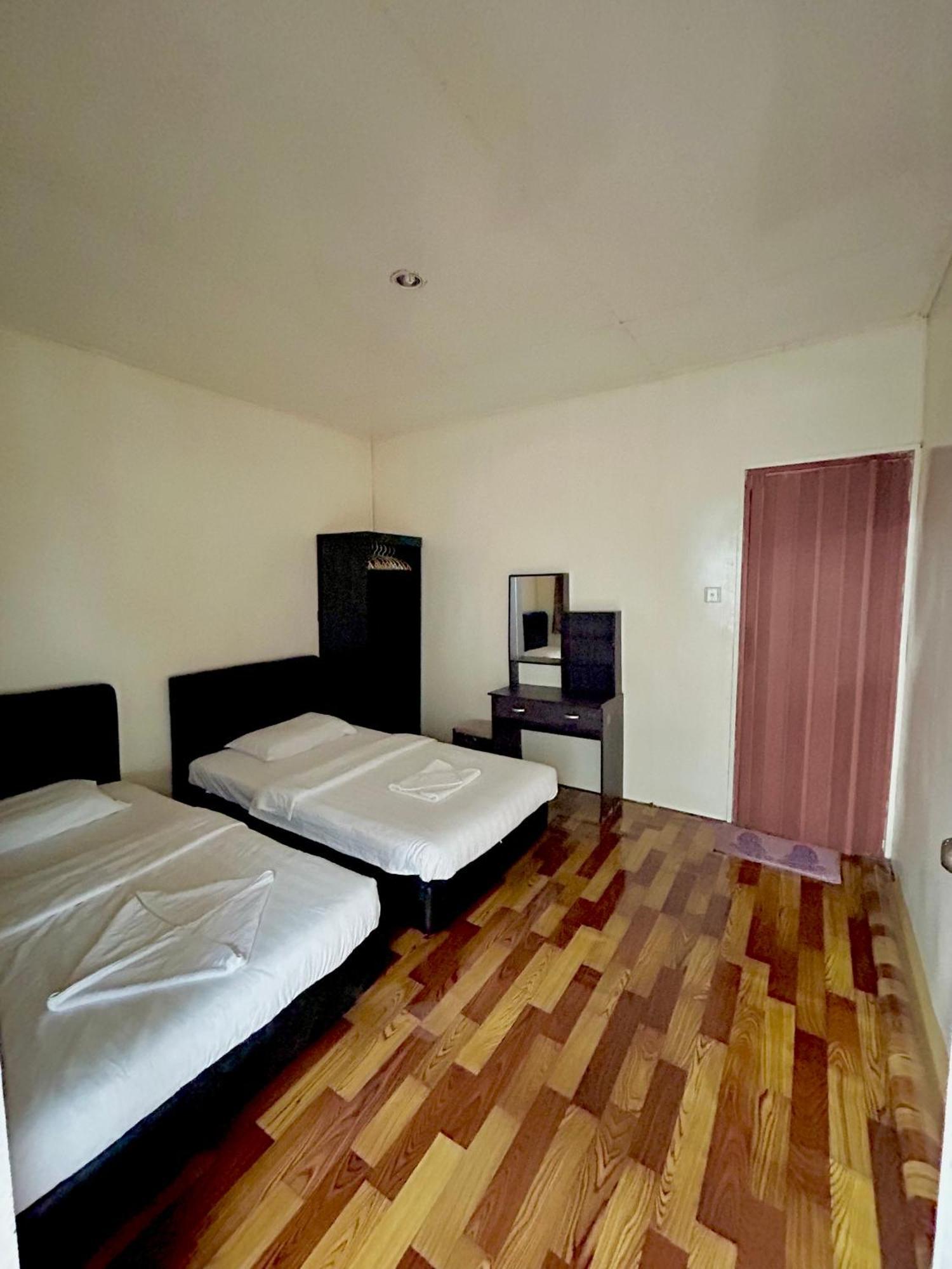 Billabong Scuba Apartment Mabul Island Exterior photo
